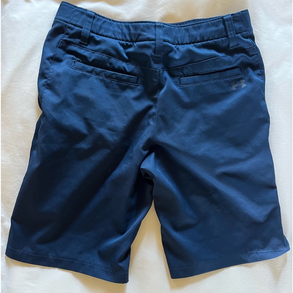 Navy Under Armour boys shorts Size 14